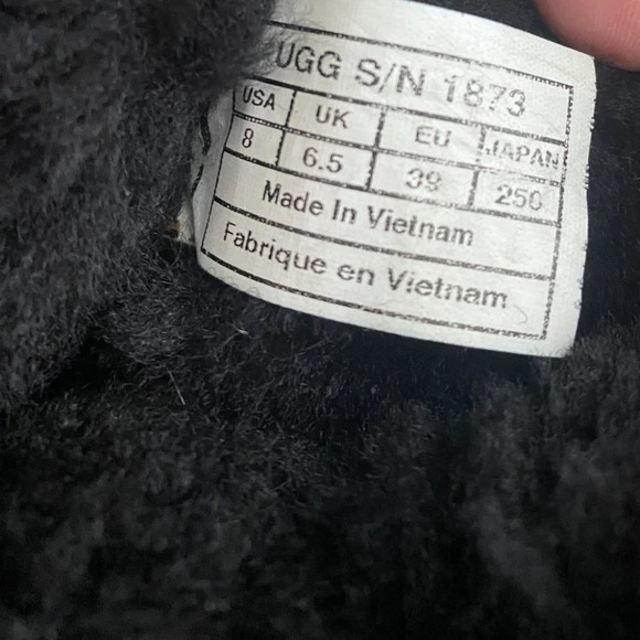 UGG Australia Triple Bailey Button Tall Sheepskin Boots Women size 8 Black - Picture 10 of 10